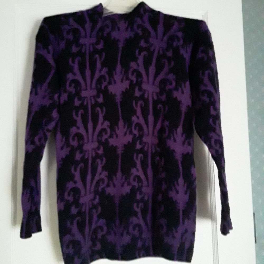 Jonathan Martin Sophisticates Vintage Long Purple and Black Sweater Long Size M